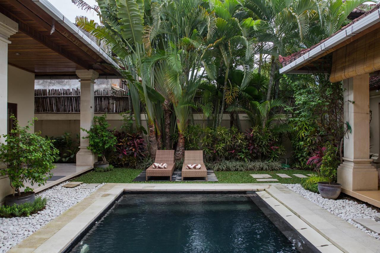 Villa Deshy Seminyak Buitenkant foto