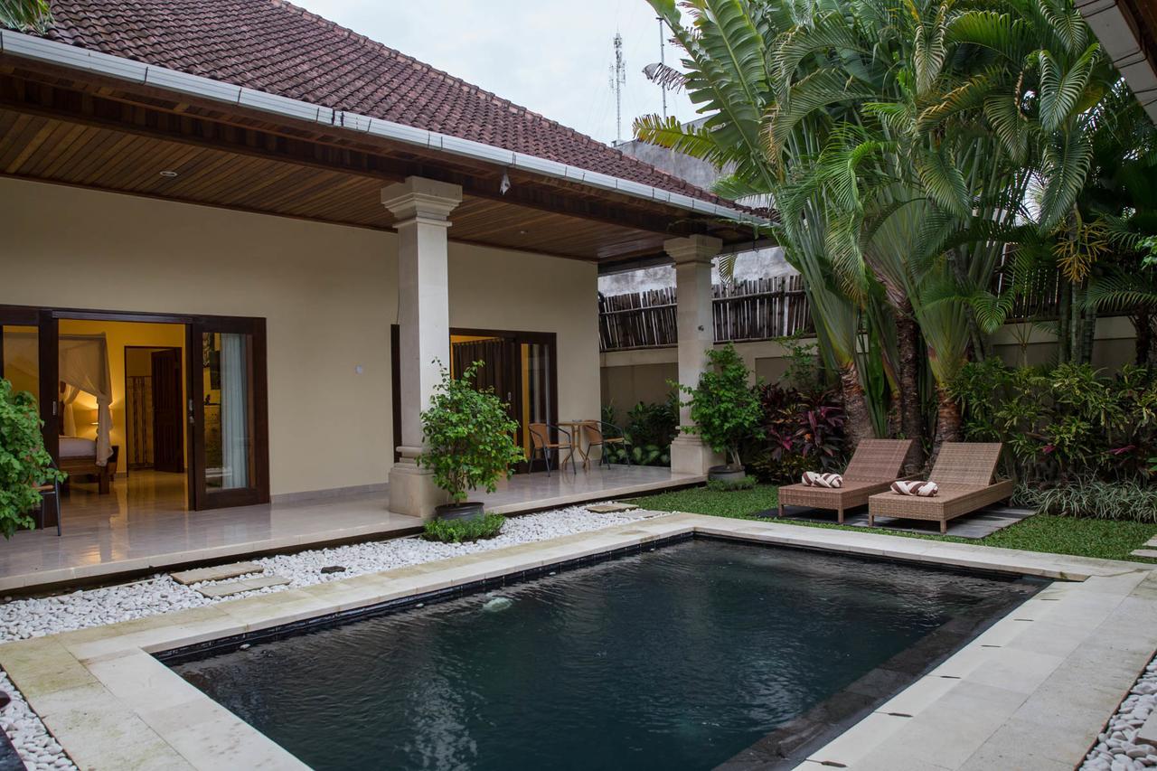 Villa Deshy Seminyak Buitenkant foto